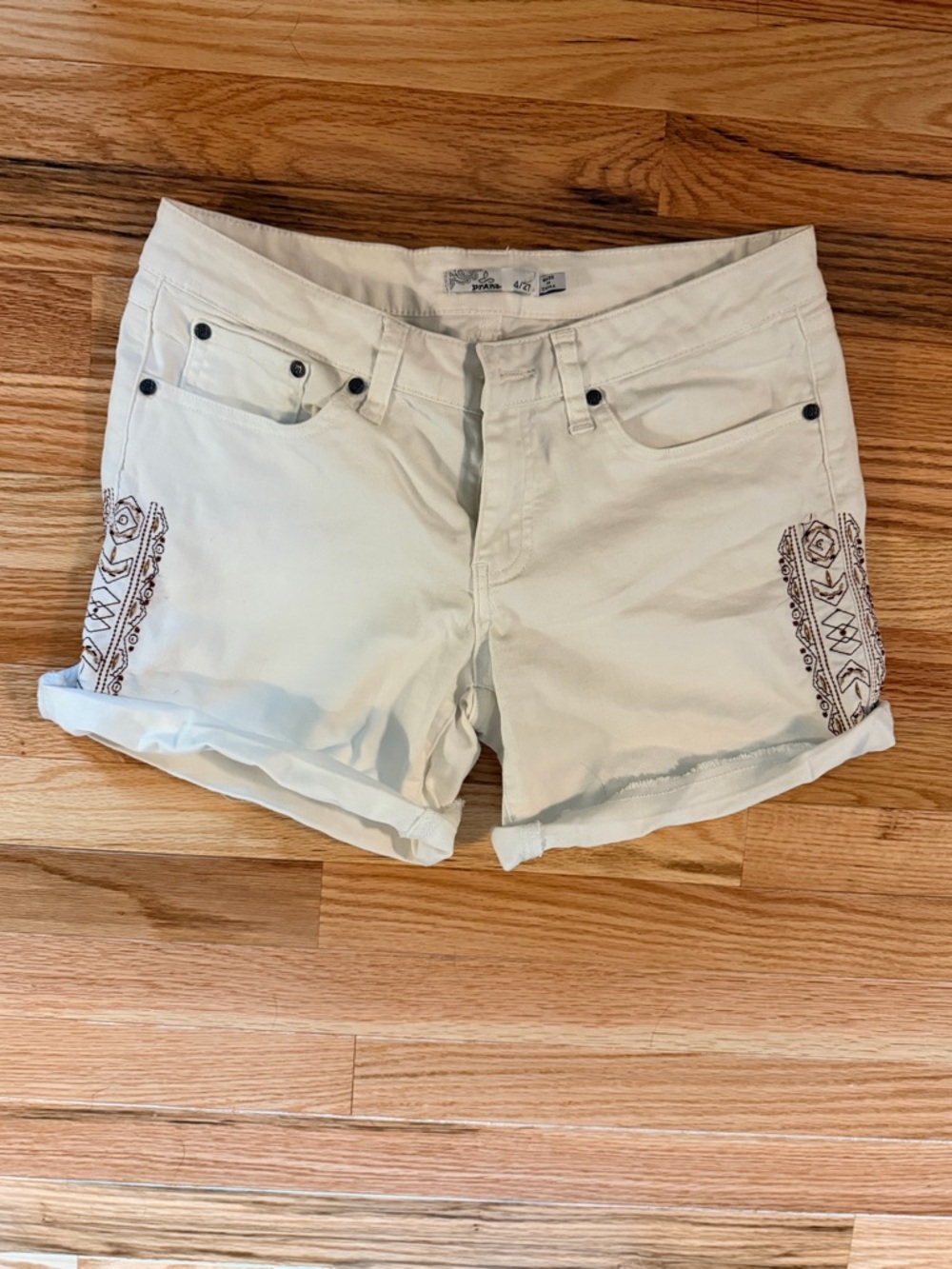Prana Cream Embroidered Roll-Cuff Jean Shorts